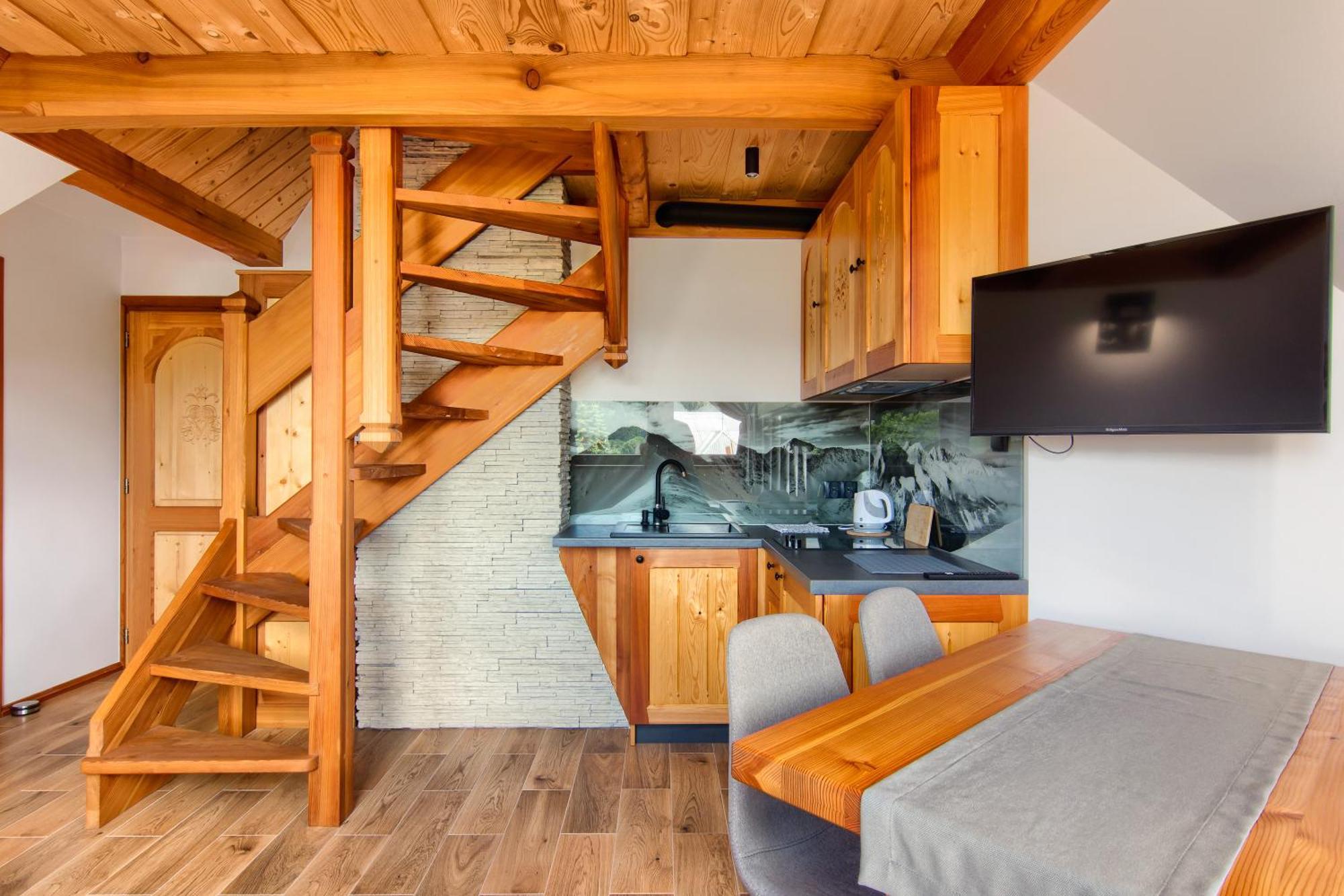 Modrzewiowa Apartamenty โปโรนิน ภายนอก รูปภาพ